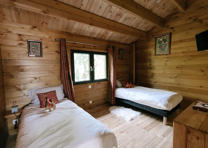 Charming Ecolodge With Private Access To The River